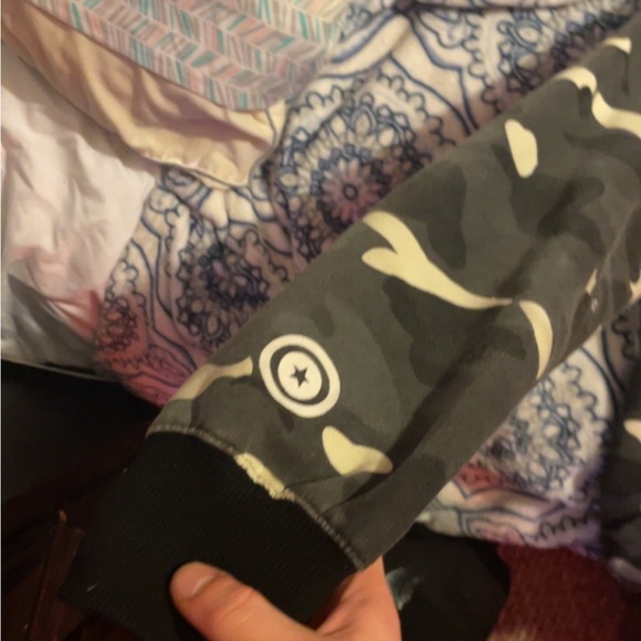 Half and half bape hoodie - Picture 5 of 7